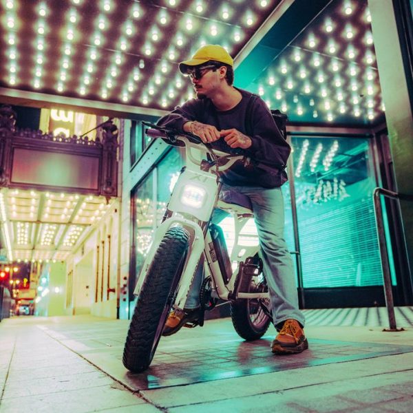 b429ea65-c108-4014-a274-3634c3e0e3c2_720x-2