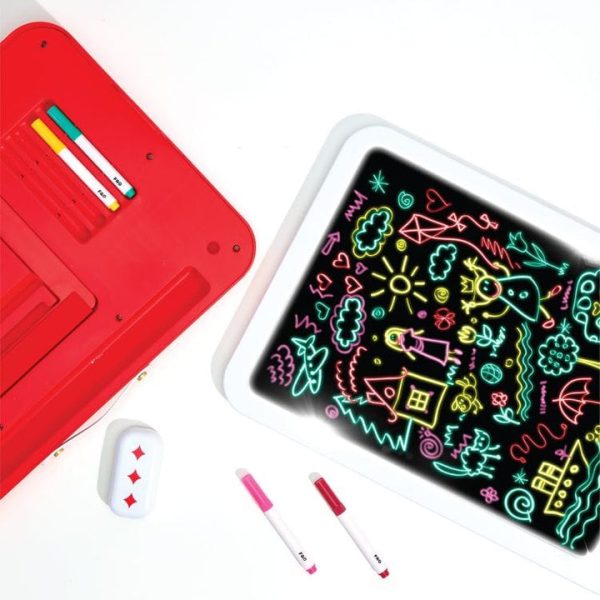 fao-schwarz-creativity-glow-go-easel-3-in-1-32368863543383_720x-2