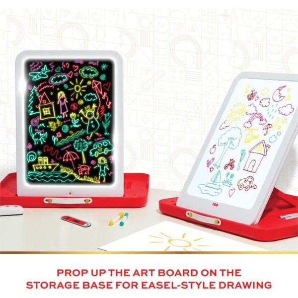 fao-schwarz-creativity-glow-go-easel-3-in-1-32368863608919_720x-2