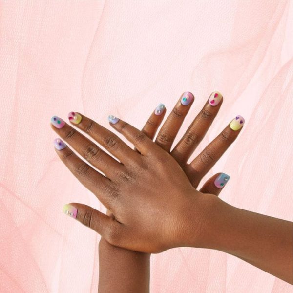 fao-schwarz-fashion-activity-and-roleplay-pampered-manicure-and-pedicure-spa-beauty-set-31300761124951_720x-4 fao-schwarz-fashion-activity-and-roleplay-pampered-manicure-and-pedicure-spa-beauty-set-31300761124951_720x-4