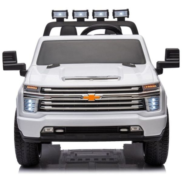 freddo-outdoor-24v-4x4-chevrolet-silverado-2-seater-ride-on-truck-for-kids-white-31443896696919_720x-1