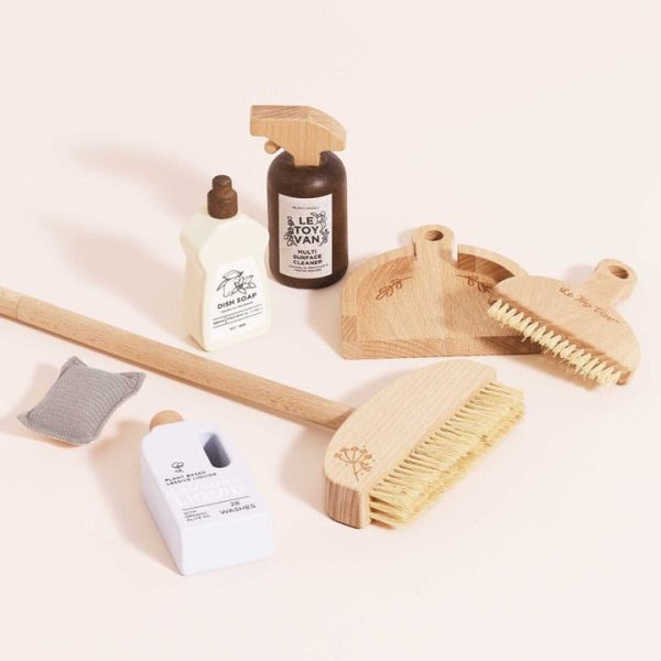 le-toy-van-preschool-7-piece-eco-friendly-wooden-cleaning-set-32562598051927_720x