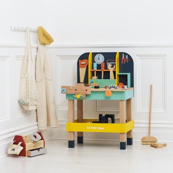 le-toy-van-preschool-alex-s-toy-work-bench-with-11-accessories-31479761567831_720x-1
