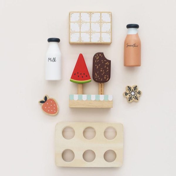 le-toy-van-preschool-kitchen-pretend-play-fridge-freezer-31479761338455_720x