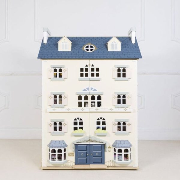 le-toy-van-preschool-palace-wooden-doll-house-31479580328023_720x-1