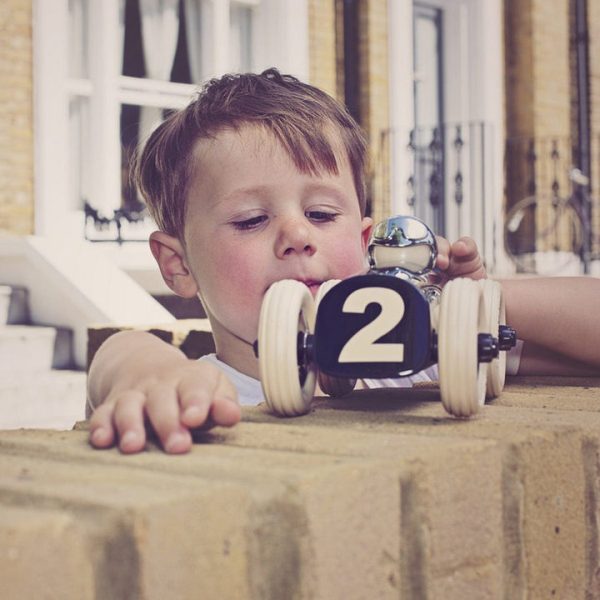 playforever-vehicles-midi-clyde-car-toy-midnight-blue-30261433139287_720x-1 playforever-vehicles-midi-clyde-car-toy-midnight-blue-30261433139287_720x-1