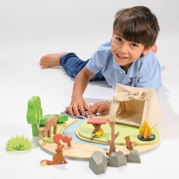 tender-leaf-toys-preschool-wildlife-camping-playset-1130106628_720x-2