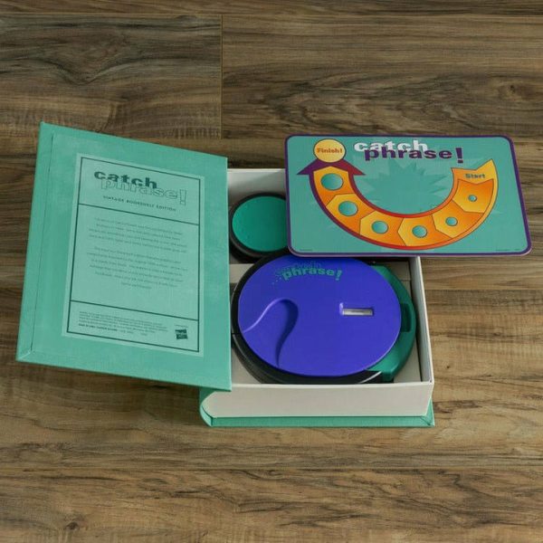 ws-game-company-games-catch-phrase-vintage-bookshelf-edition-28900029890647_720x-3 ws-game-company-games-catch-phrase-vintage-bookshelf-edition-28900029890647_720x-3