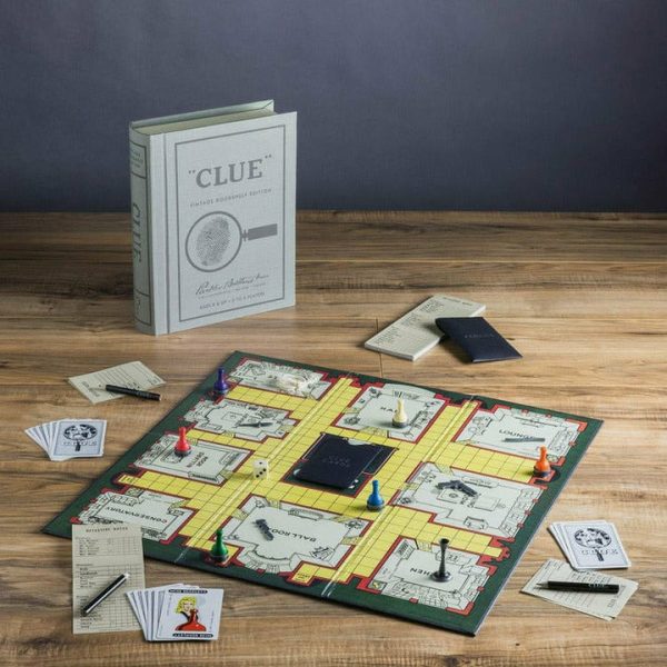 ws-game-company-games-clue-vintage-bookshelf-edition-28896789463127_720x-7